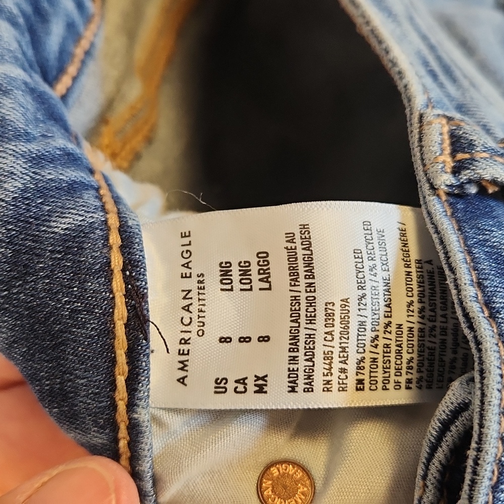 American Eagle Distressed Flare Jeans 8 Long - Picture 5 of 11